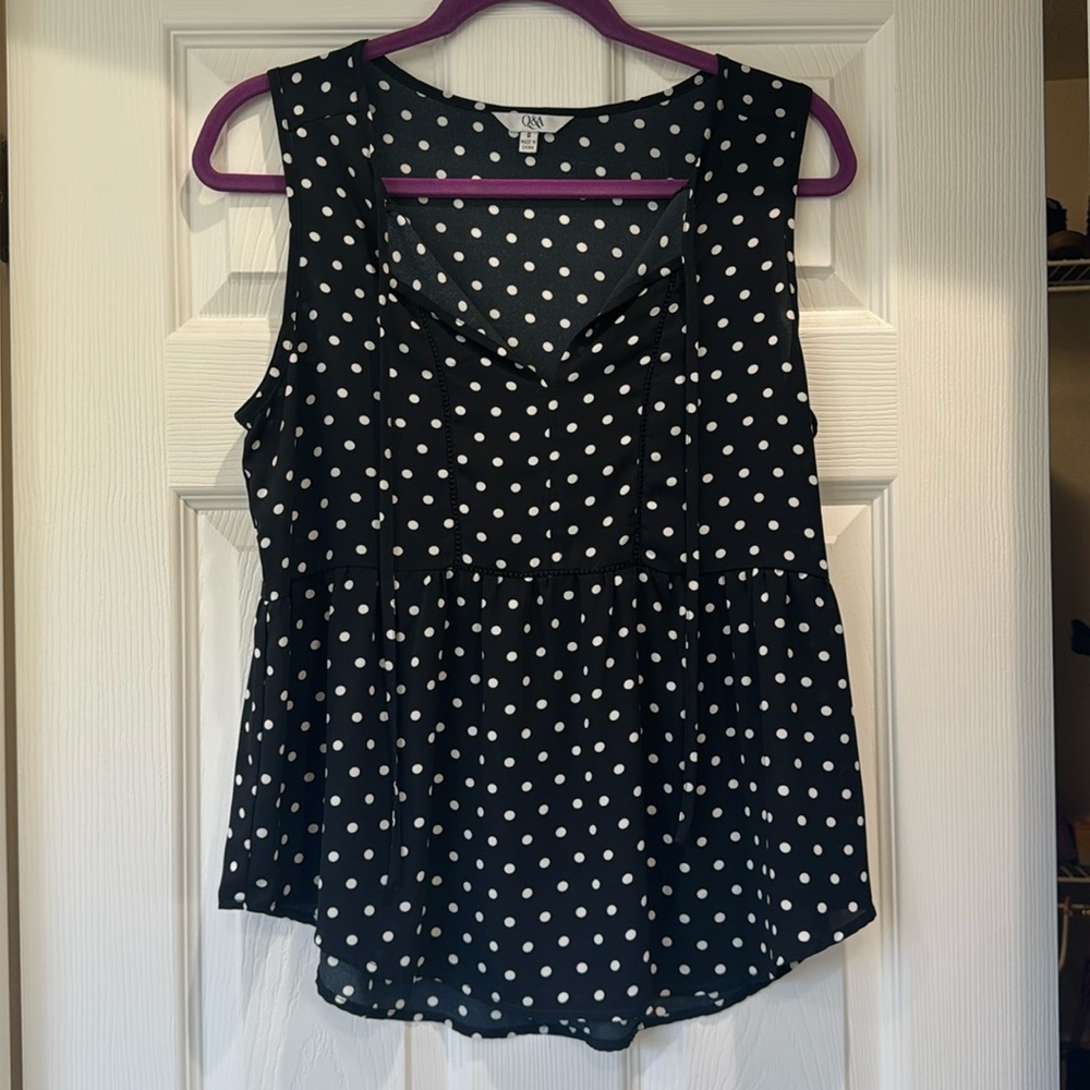 Polka dot tank